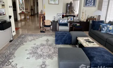 For sale 4 bedrooms condo in Pathum Wan, Bangkok