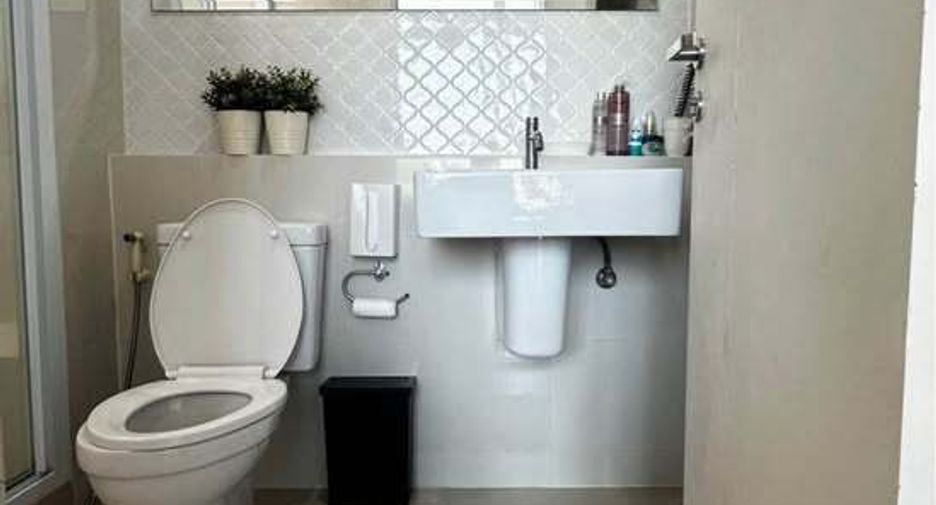 For sale 2 bedrooms condo in Mueang Phuket, Phuket