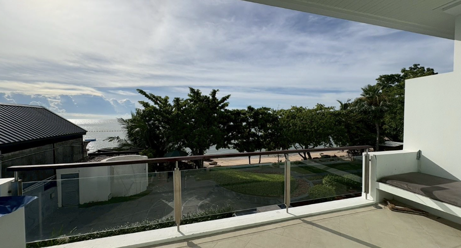 For sale and for rent 2 bedrooms condo in Bang Lamung, Chonburi