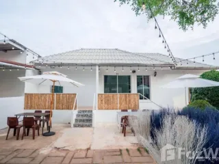 Hotel en venta de 15 habitaciones en Bang Lamung, Chonburi