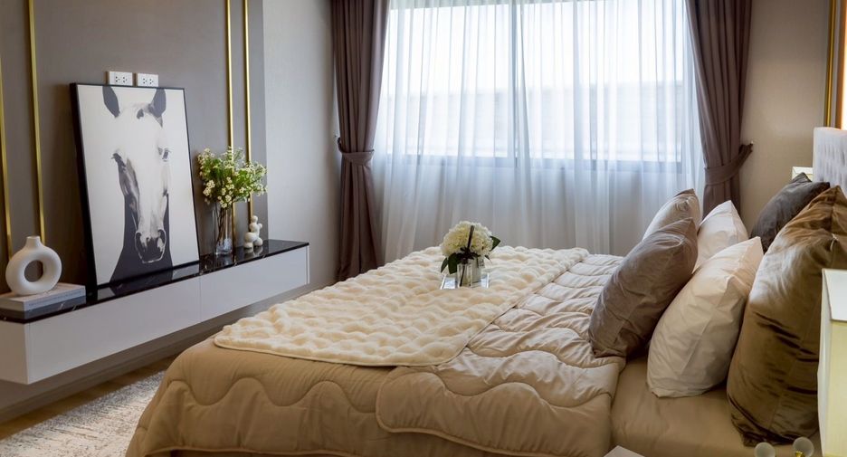 For sale 4 bedrooms villa in Huay Yai, Pattaya