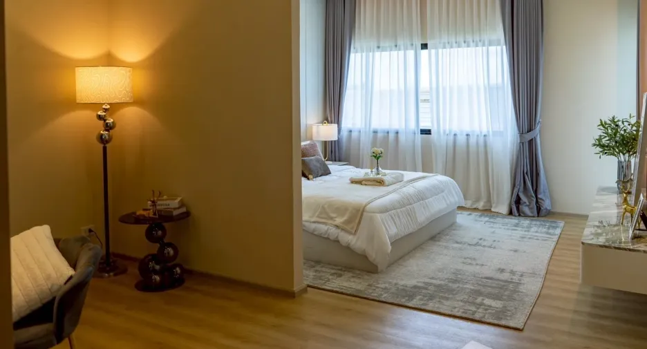 Villa zum Kauf mit 4 Zimmer in Bang Lamung, Chonburi