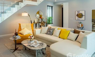 For sale 4 ベッドルーム villa in Huay Yai, Pattaya
