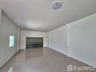 For sale 2 bedrooms townhouse in Mueang Nakhon Pathom, Nakhon Pathom