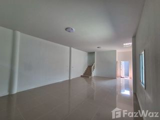 For sale 2 bedrooms townhouse in Mueang Nakhon Pathom, Nakhon Pathom