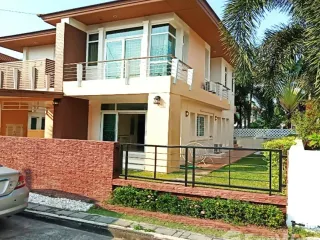 For rent 3 bedrooms house in Si Racha, Chonburi