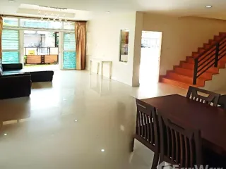 For rent 3 bedrooms house in Si Racha, Chonburi
