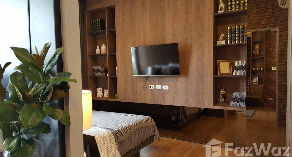 For sale 2 bedrooms condo in Wang Thonglang, Bangkok