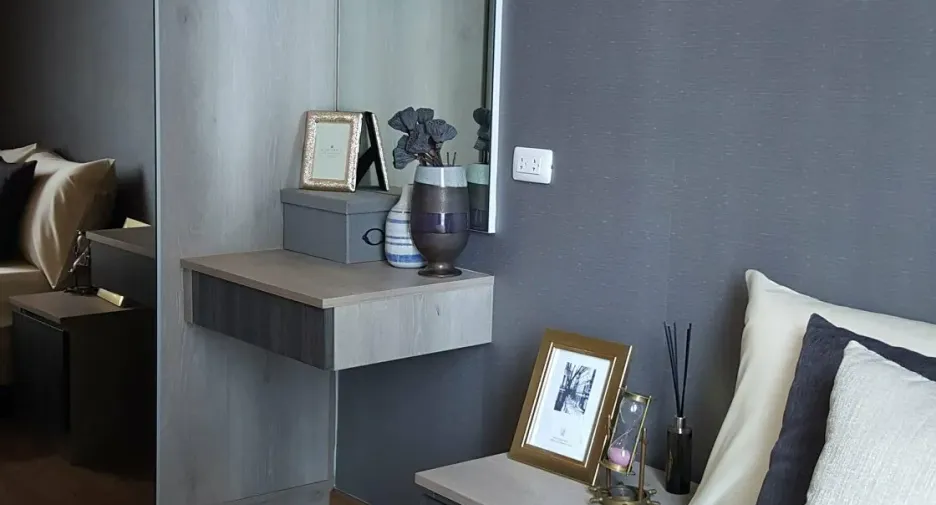 For sale 2 bedrooms condo in Wang Thonglang, Bangkok