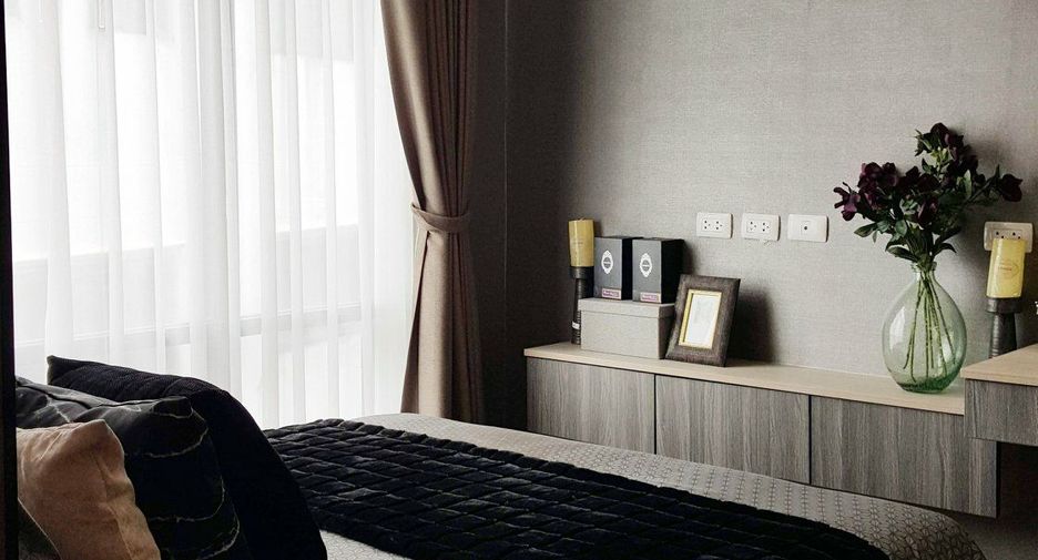 For sale 2 bedrooms condo in Wang Thonglang, Bangkok