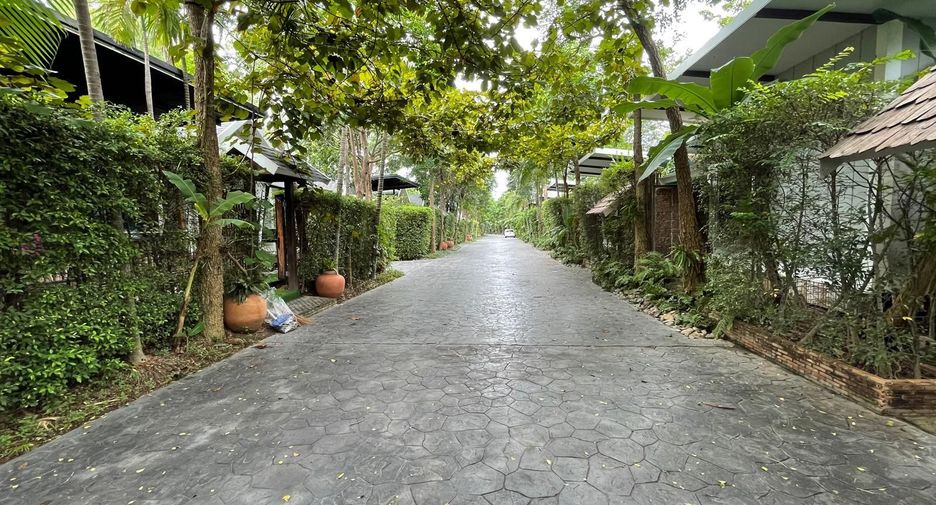 For sale 50 bedrooms hotel in Jomtien, Pattaya