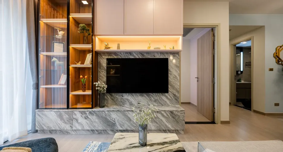 For sale and for rent 2 bedrooms condo in Huai Khwang, Bangkok