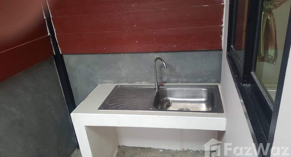 For sale 2 bedrooms townhouse in Pluak Daeng, Rayong