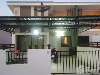 For sale 2 bedrooms townhouse in Pluak Daeng, Rayong