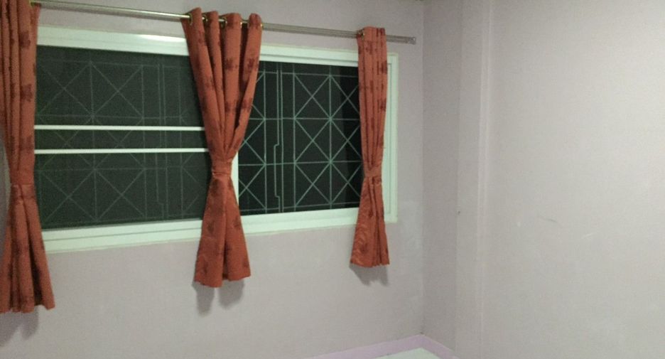 For sale 2 bedrooms townhouse in Sai Mai, Bangkok