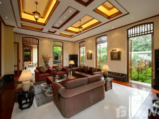 À vendre 5 chambres villa à Watthana, Bangkok