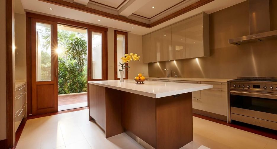 Villa en venta de 5 habitaciones en Watthana, Bangkok