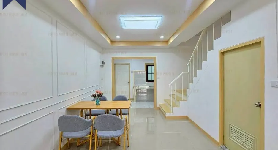 出售 3 卧室 联排别墅 在 Bang Bua Thong, Nonthaburi