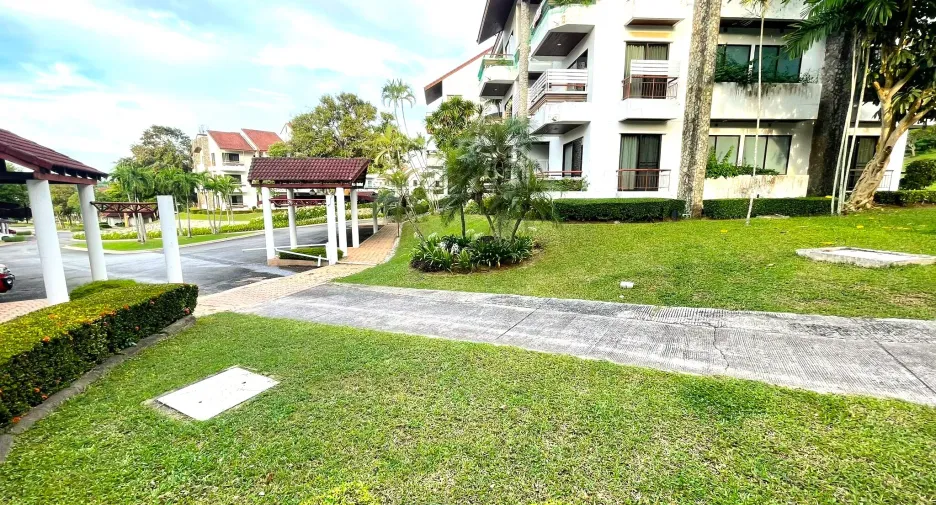 出售 3 卧室 公寓 在 Si Racha, Chon Buri