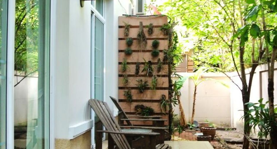 For sale and for rent 4 bedrooms house in Si Racha, Chonburi