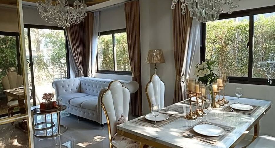 For sale 3 bedrooms house in Khlong Sam Wa, Bangkok