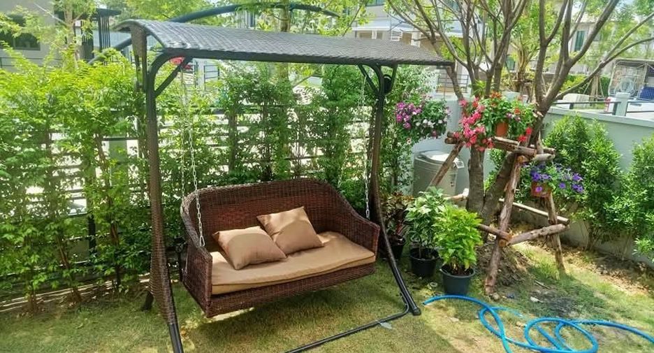For sale 3 bedrooms house in Khlong Sam Wa, Bangkok