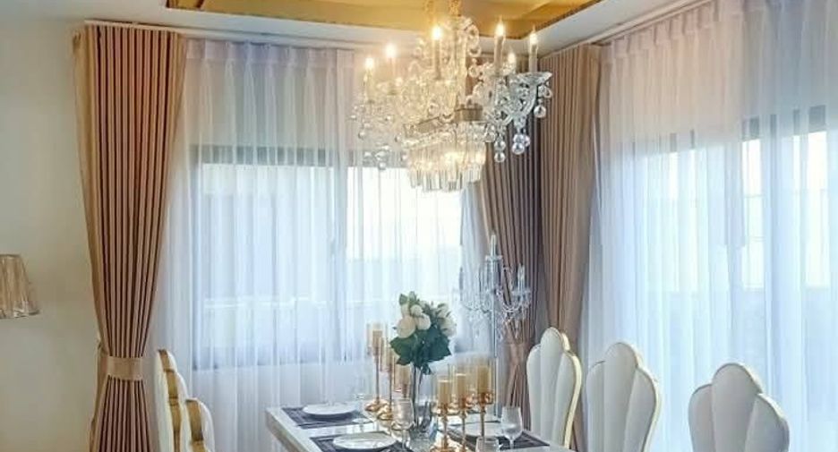 For sale 3 bedrooms house in Khlong Sam Wa, Bangkok