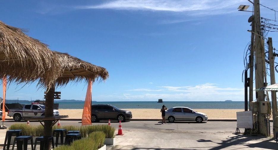 For rent 4 bedrooms retail Space in Na Jomtien, Pattaya