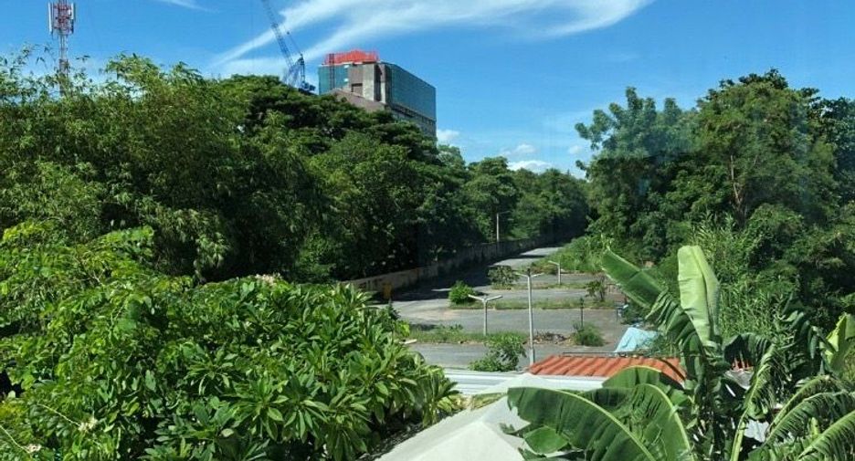 For rent 4 bedrooms retail Space in Na Jomtien, Pattaya