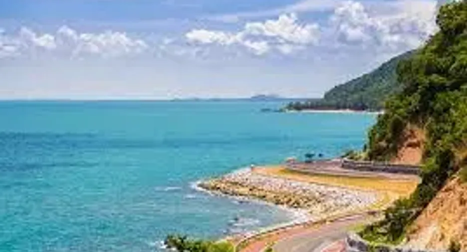 For sale 5 bedrooms house in Pong Nam Ron, Chanthaburi