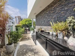 À vendre et à louer 6 chambres villa à Bang Lamung, Chonburi