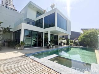 À vendre et à louer 6 chambres villa à Bang Lamung, Chonburi