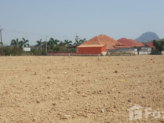 Grundstück zum Kauf in Pran Buri, Prachuap Khiri Khan