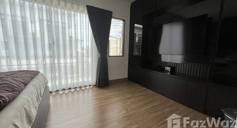 For sale and for rent 3 bedrooms townhouse in Prawet, Bangkok