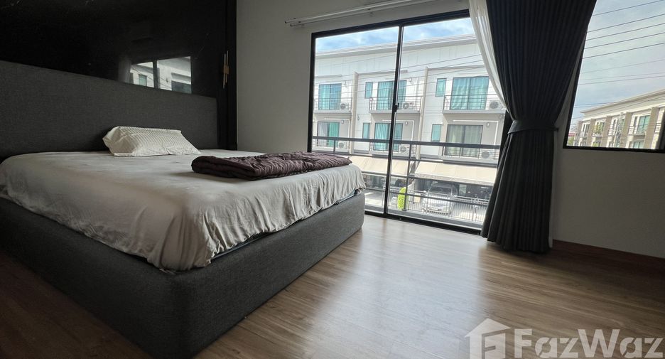 For sale and for rent 3 bedrooms townhouse in Prawet, Bangkok