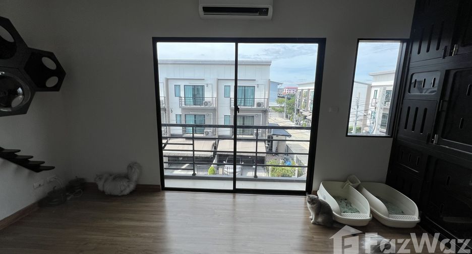 For sale and for rent 3 bedrooms townhouse in Prawet, Bangkok