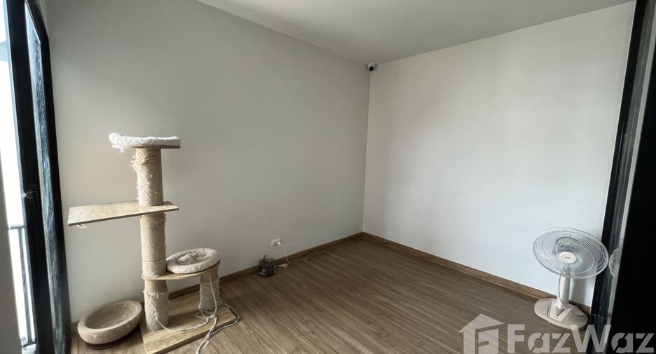 For sale and for rent 3 bedrooms townhouse in Prawet, Bangkok