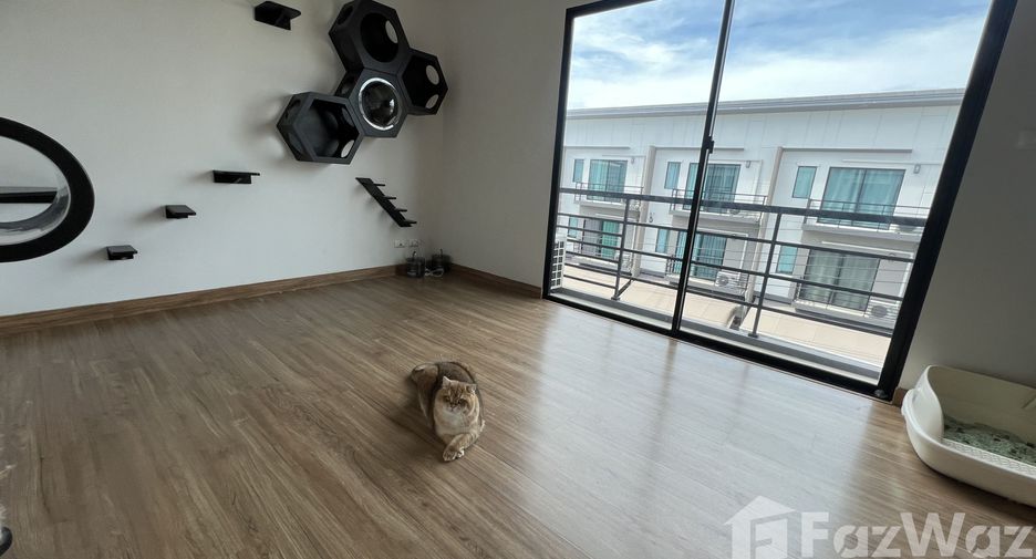 For sale and for rent 3 bedrooms townhouse in Prawet, Bangkok