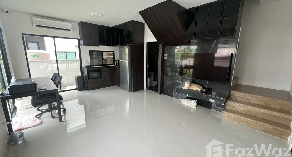 For sale and for rent 3 bedrooms townhouse in Prawet, Bangkok