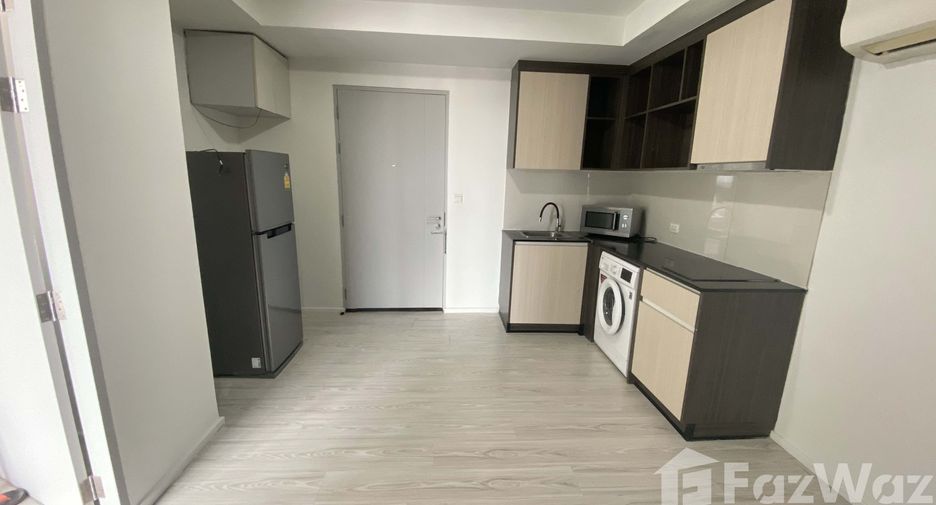 À vendre 1 chambre condo à Lat Phrao, Bangkok