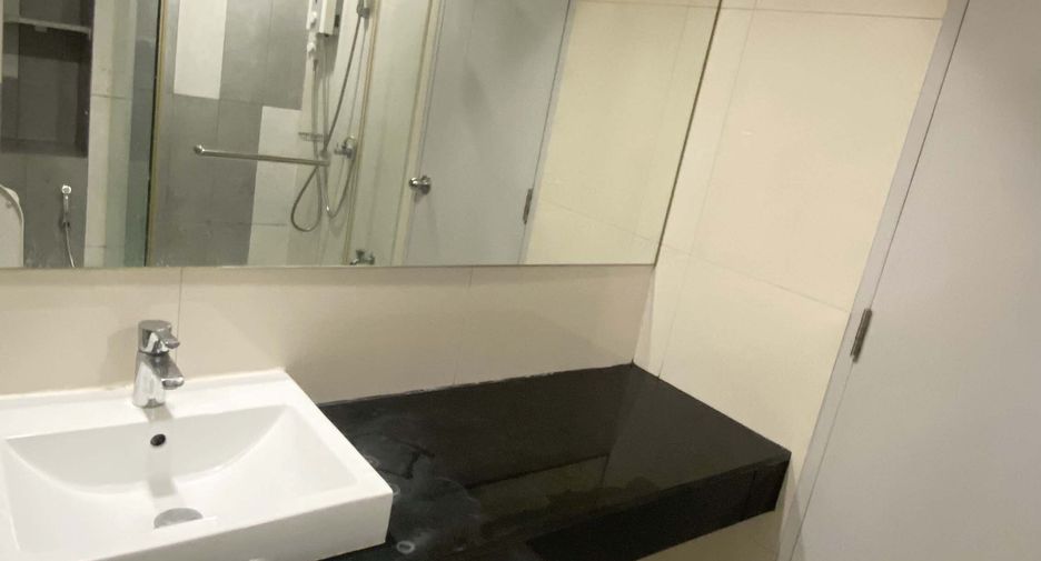 À vendre 1 chambre condo à Lat Phrao, Bangkok