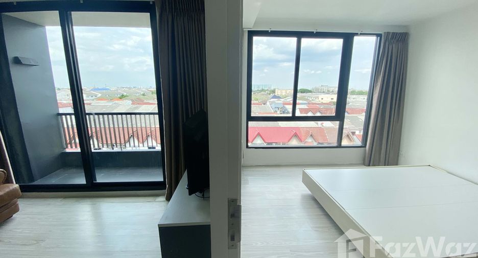 À vendre 1 chambre condo à Lat Phrao, Bangkok