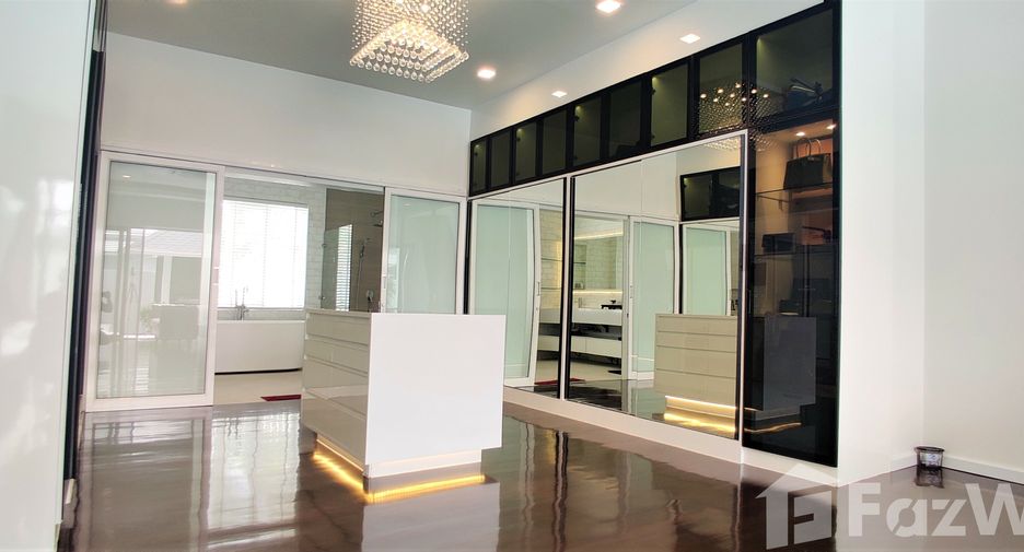 For sale 3 bedrooms villa in Hua Hin, Prachuap Khiri Khan