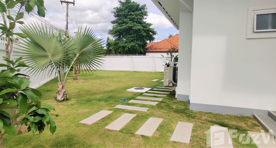 For sale 3 bedrooms villa in Hua Hin, Prachuap Khiri Khan