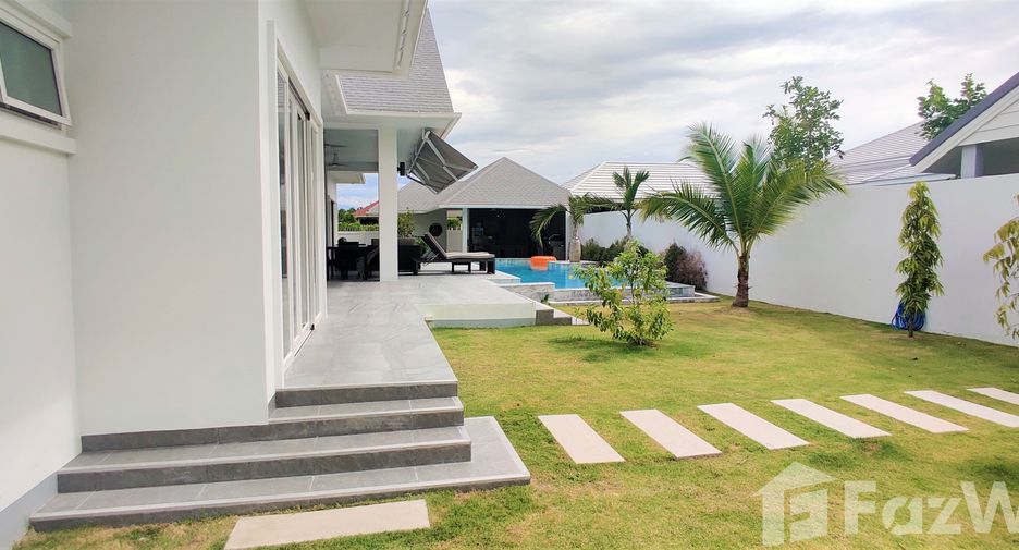 For sale 3 bedrooms villa in Hua Hin, Prachuap Khiri Khan