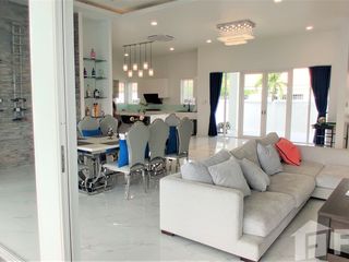 For sale 3 bedrooms villa in Hua Hin, Prachuap Khiri Khan