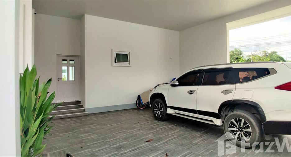 For sale 3 bedrooms villa in Hua Hin, Prachuap Khiri Khan