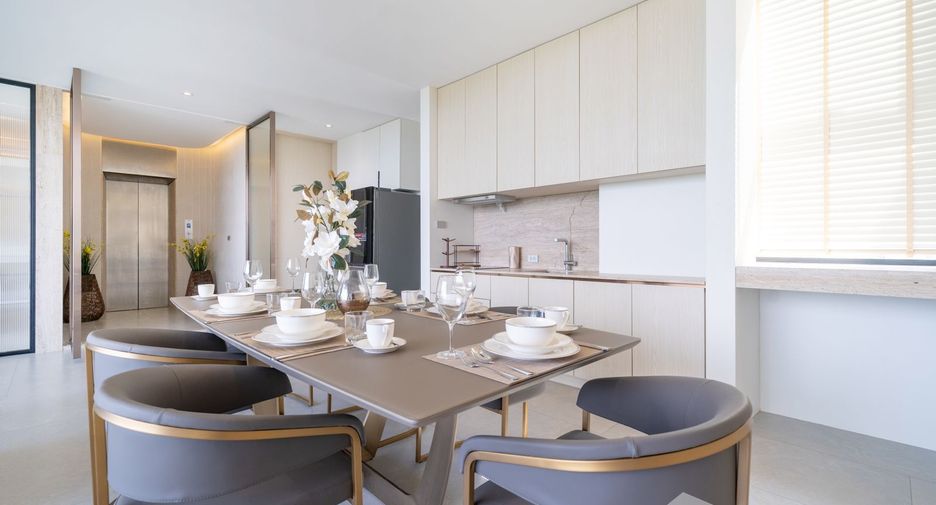 For sale 3 bedrooms condo in Kathu, Phuket