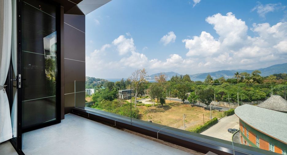 For sale 3 bedrooms condo in Kathu, Phuket
