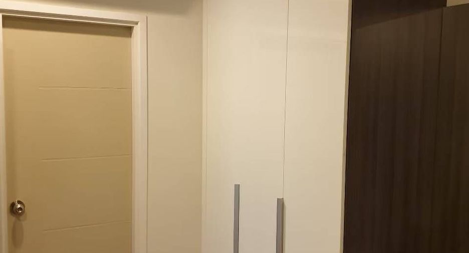 For sale studio condo in Sathon, Bangkok